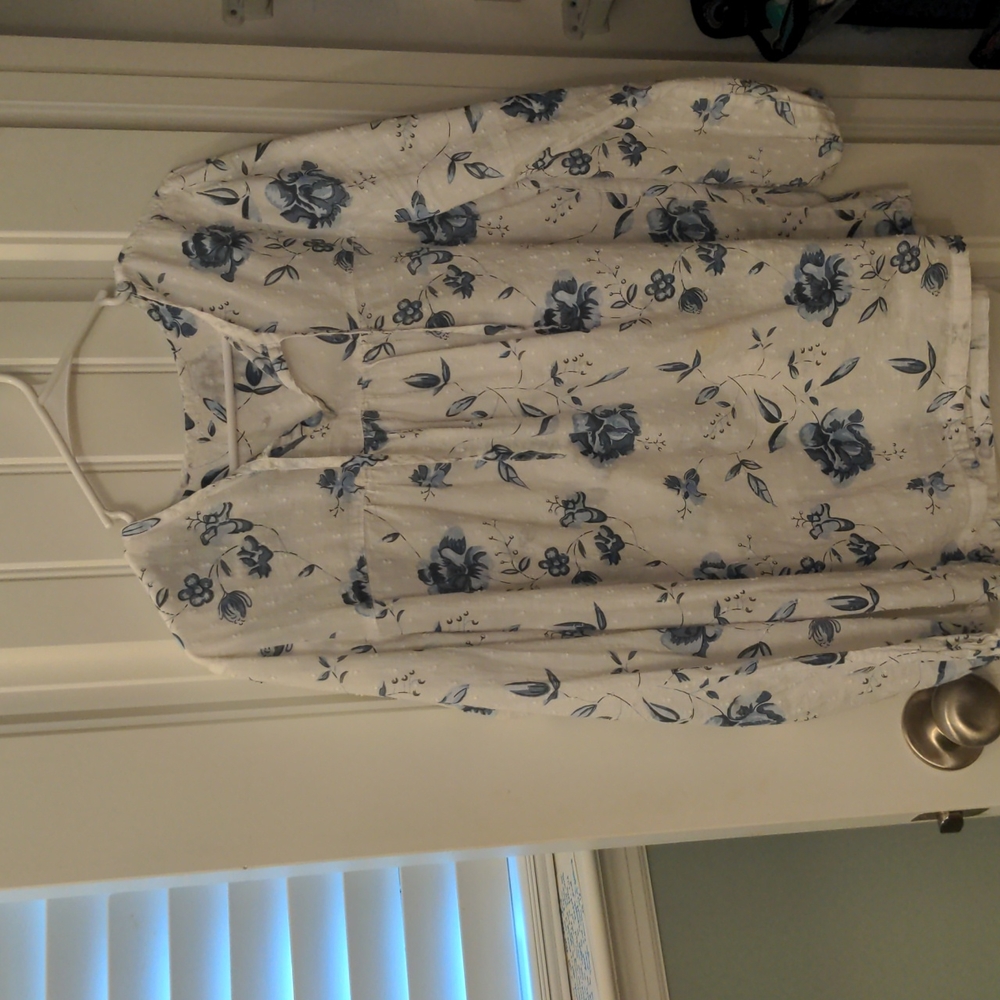 Women's floral blouse
